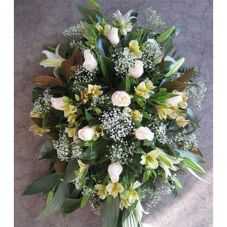 1 Cubre Urna, 12 Rosas, 8 Ramas de Liliums/ 2 Flores por Tallo, Alstromerias