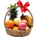 1 Canasta, 4 Plátanos, 3 Manzanas, 3 Naranjas, 1 Piña