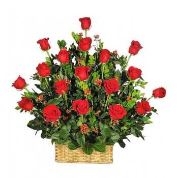 Canasta de 18 rosas para ocasiones especiales