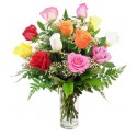 1 Florero de Vidrio, 12 Rosas Surtidas