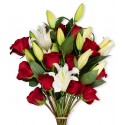 1 Ramo, 12 Rosas, 6 Ramas de Liliums/ 2 Flores por Tallo