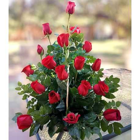 Canasta de 18 Rosas Fúnebres