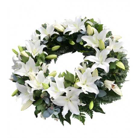 1 Corona, 10 Liliums Blancos, Maule y Follaje