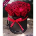 1 Caja Redonda, 12 Rosas