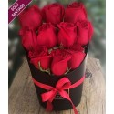 1 Caja, 10 Rosas
