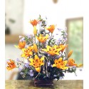 1 Base de Madera, 8 Ramas de Liliums/ 2 Flores por Tallo